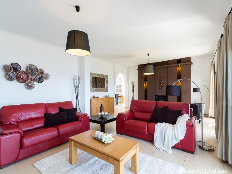  Villa Door to the South